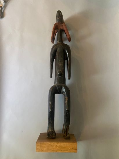 NIGERIA - MUMUYE 
LAGALAGANA ancestor's figurine
H.86cm

Provenance:...
