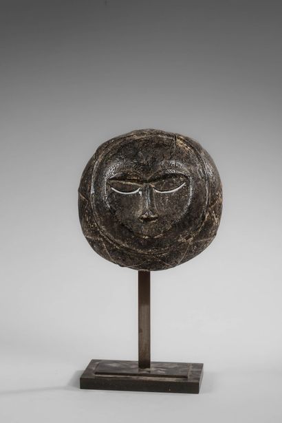 NIGERIA - EKPO/EKET 
These round masks are...