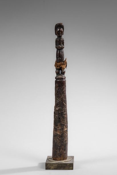 GABON - FANG - Oracle surmounted by a statuette...