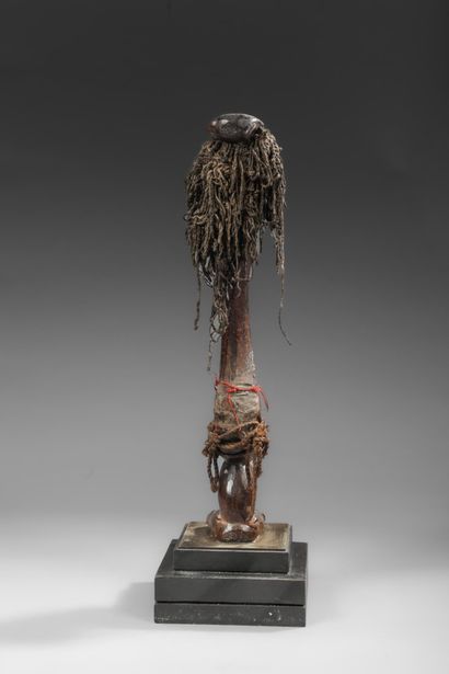 ANGOLA - TSHOKWE - Anthropomorphic dance...