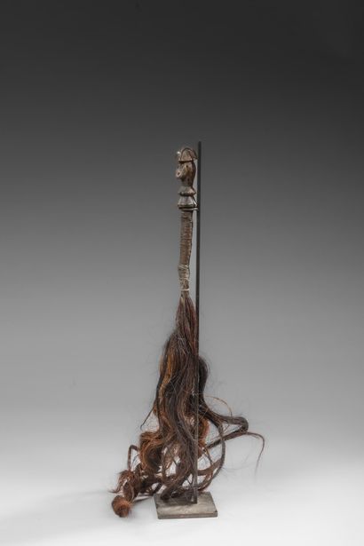 DRC/ZAERO
Ceremonial cephalomorph fly hunter
Wood,...