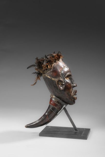 Kongo fetish and oracle with head and horn
Wood,...