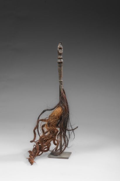 DRC/ZAERO
Ceremonial cephalomorph fly hunter
Wood,...