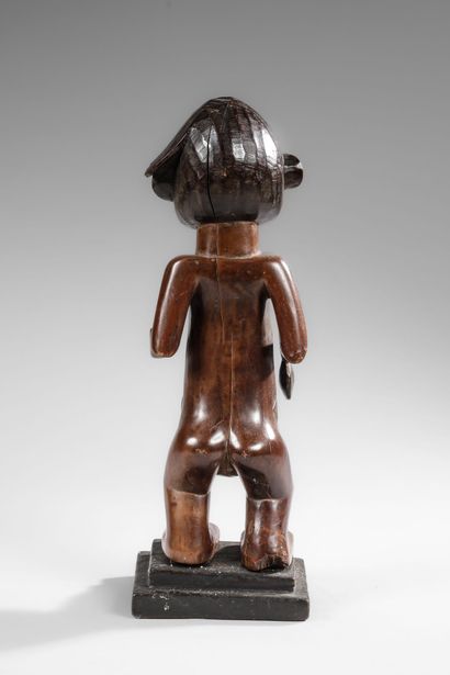 RDC/ZAÏRE - BEMBE
Statue cultuelle nommée...