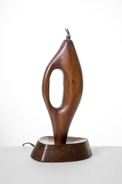 Dans le goût de TEMDE LEUCHTEN
Lampe à poser...