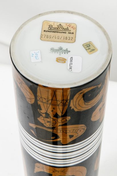 ROSENTHAL - STUDIO LINIE
Porcelain scroll...