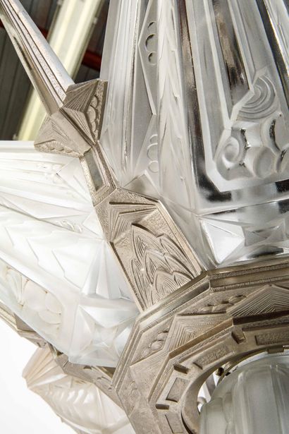 Maison GILLES, Paris
Important lustre en...
