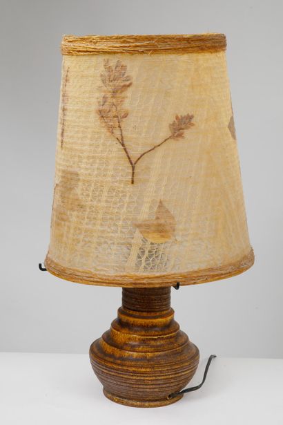 ACCOLAY
Lampe à poser en céramique émaillé...