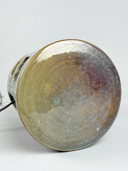 Circular table lamp in turquoise-green glazed...