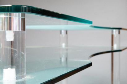 Bureau à double plateaux de verre supportés...