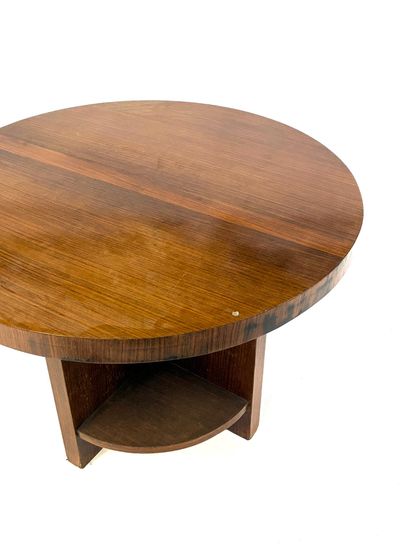 Petite table d'appoint en bois veiné de style...