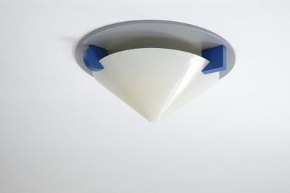 Dans le goût de Ettore Sottsass courant MEMPHIS
Édition...