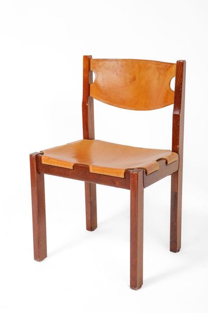 Maison REGAIN
Suite de six chaises en orme...
