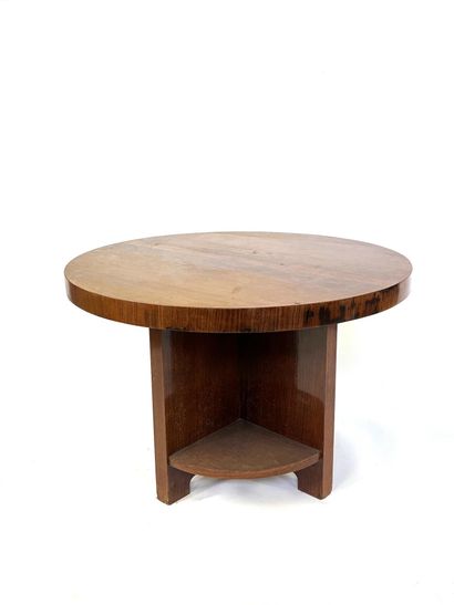 Petite table d'appoint en bois veiné de style...
