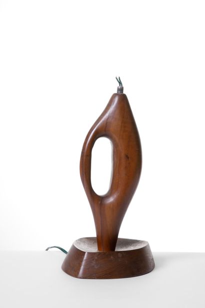 Dans le goût de TEMDE LEUCHTEN
Lampe à poser...