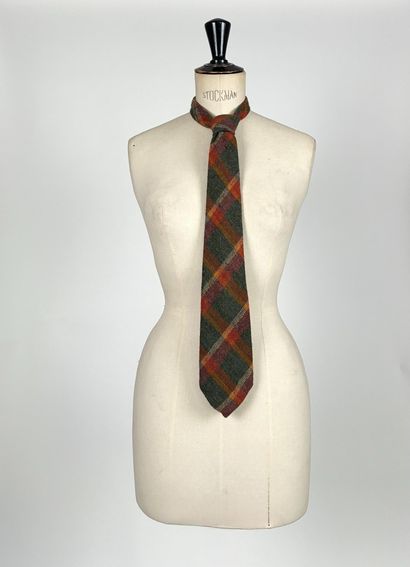 Set of four wool ties in shades of orange,...