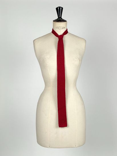 Ensemble de treize cravates en coton, soie...