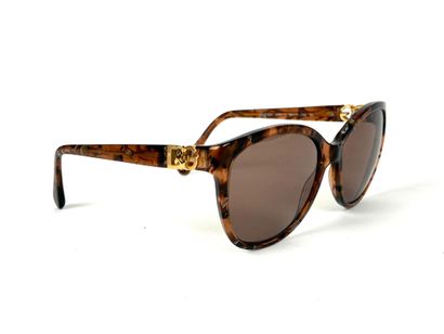 DOLCE & GABBANA
Paire de lunette de soleil...