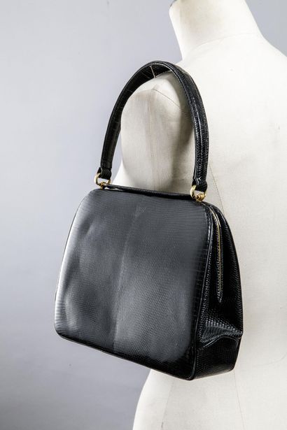 Sac en cuir de lézard noir, la doublure en...