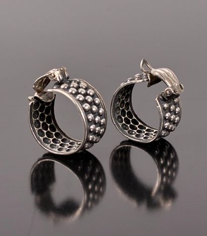 Paire de clips d'oreilles en argent façon...