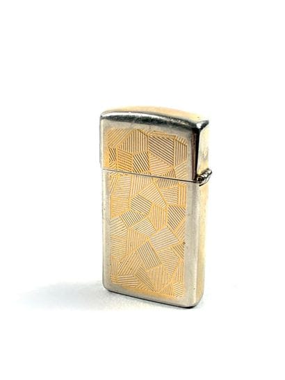 ZIPPO Edition, Bradfort USA
Collector's gilded...