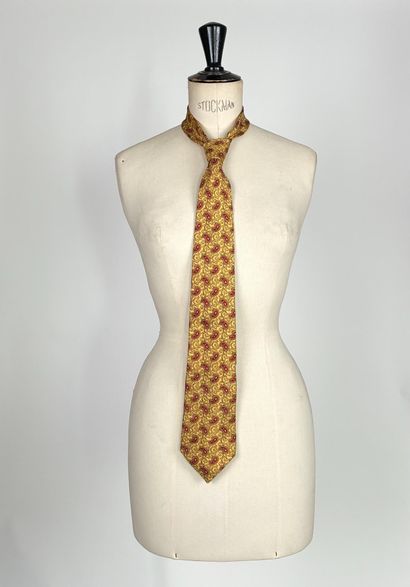 Set of five burgundy, red and ivory silk...