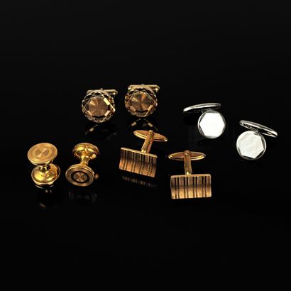 Lot de quatre paires de boutons de manchette...