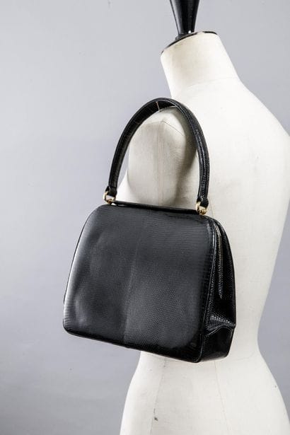 Sac en cuir de lézard noir, la doublure en...