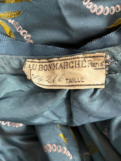 AU BON MARCHÉ A. BOUCICAUT
Corsage et jupe...