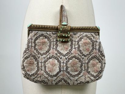 Pochette de soirée en broderie de perles...
