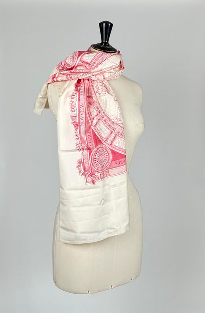 Set of 5 silk squares including:
- PIERRE...
