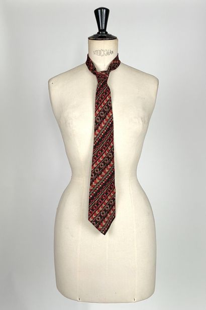 Set of five burgundy, red and ivory silk...