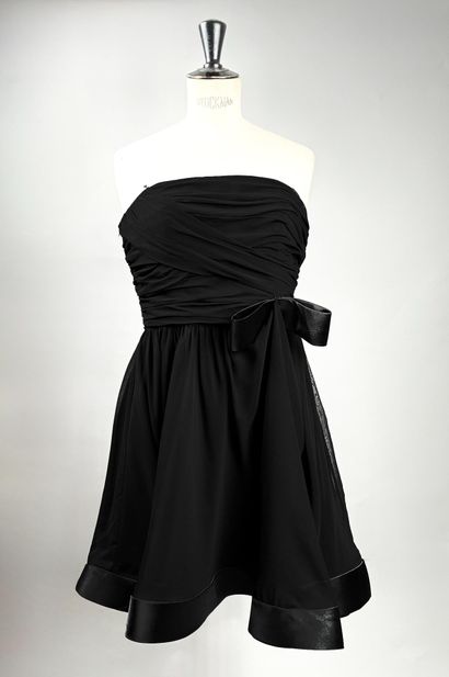 C by N
Robe courte de soirée noire bustier...