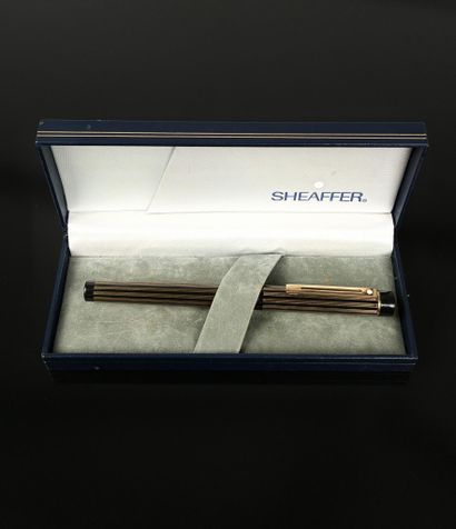 SHEAFFER USA
Gold-plated fountain pen with...