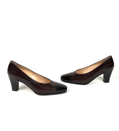 TANINO CRISCI
Réunion d’une paire d’ESCARPINS...