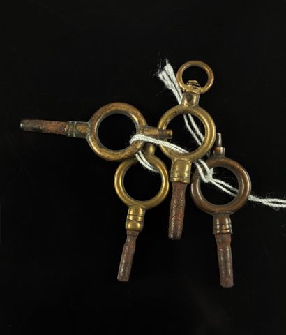 Suite de Quatre clés de montres ancienne...