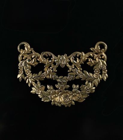 Plaque pendentif ou boucle de chaussure en...