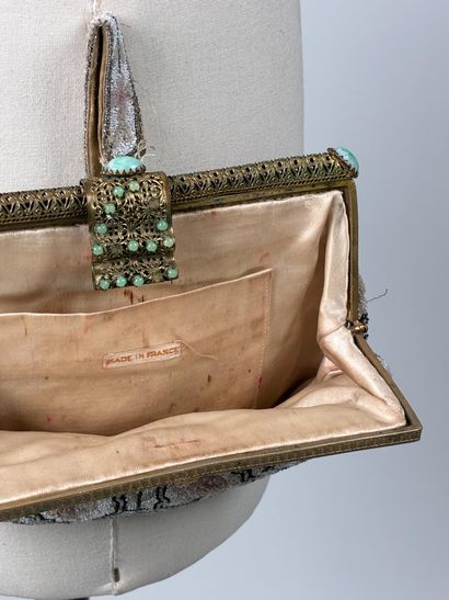 Pochette de soirée en broderie de perles...