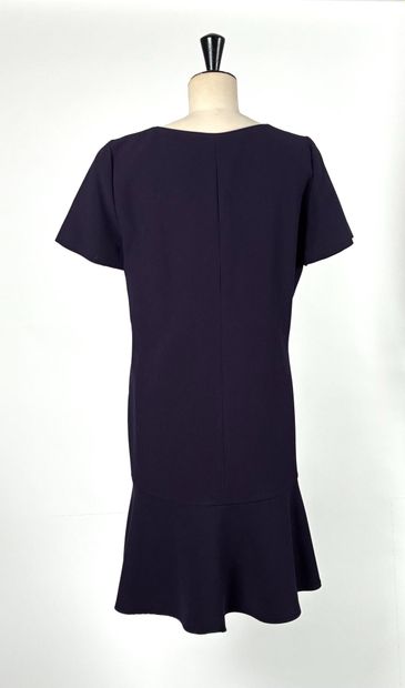 CAROLL 
Robe taille 44 de couleur prune 
Etat...