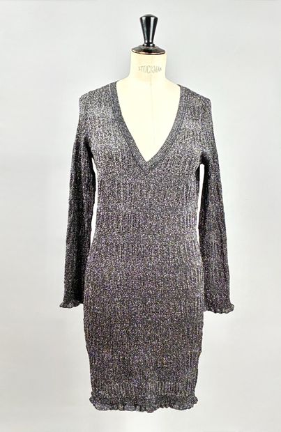 ZAPA PARIS 
Robe en maille noire et argenté...