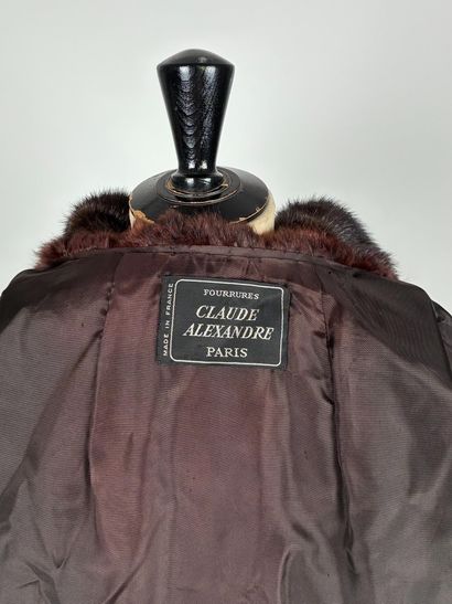 CLAUDE ALEXANDRE PARIS
Women's three-quarter...