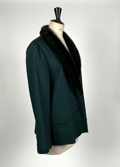 GEORGES REICH
Green wool jacket with three-button...