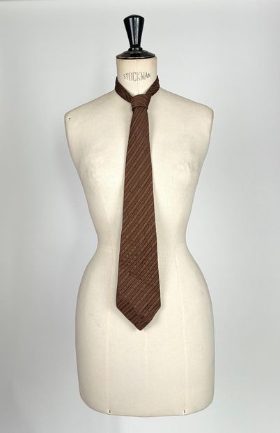 Set of five burgundy, red and ivory silk...