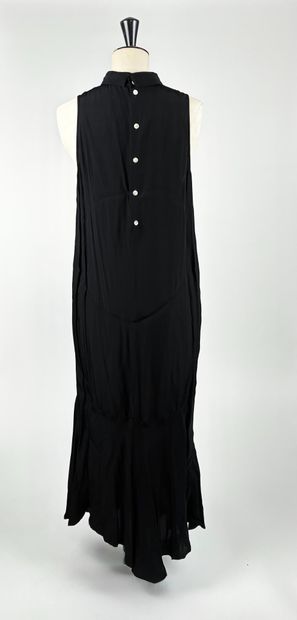 ARMAND VENTILO
Robe fourreau en coton
Taille...