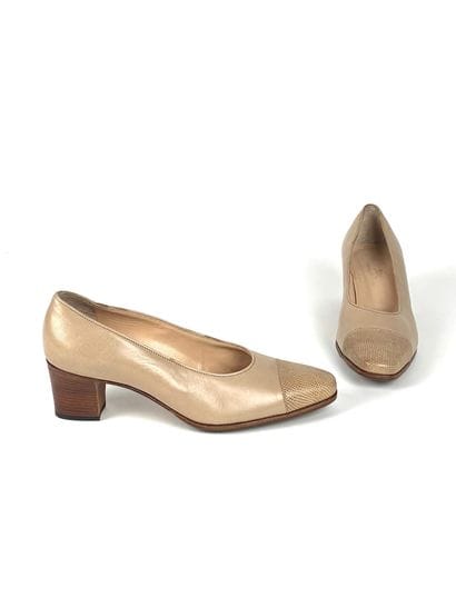 TANINO CRISCI
Cream-beige leather and beige...