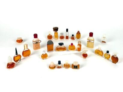 Set of 24 perfume miniatures including

JULIO...