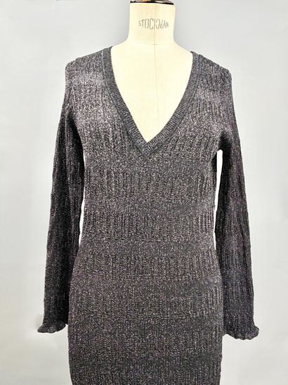 ZAPA PARIS 
Robe en maille noire et argenté...