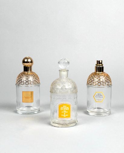 GUERLAIN
Ensemble de trois flacons vides...