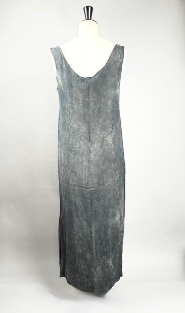 GIANFRANCO FERRE
Robe longue semi-transparente...