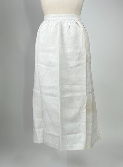 Ensemble de 4 pièces, en lin ou en chanvre,...